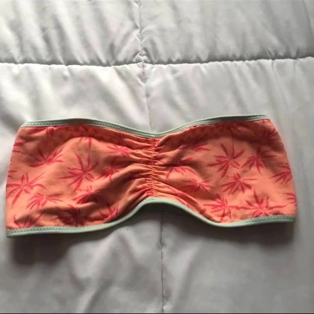 Reversible bandeau top